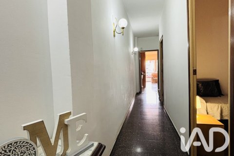 Apartamento de 4 dormitorios en venta en Barcelona, Cataluña, Spain № 9238 - foto 12