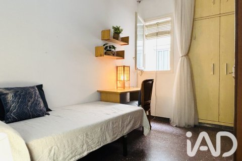 Apartamento de 4 dormitorios en venta en Barcelona, Cataluña, Spain № 9238 - foto 14
