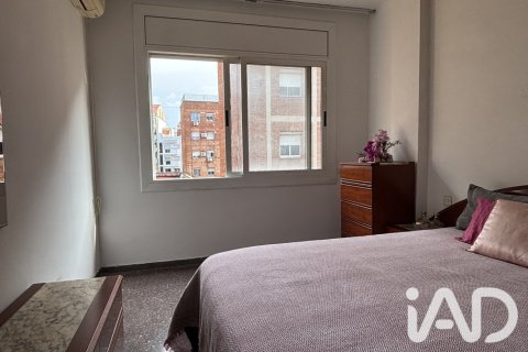 Apartamento de 4 dormitorios en venta en Barcelona, Cataluña, Spain № 9238 - foto 22