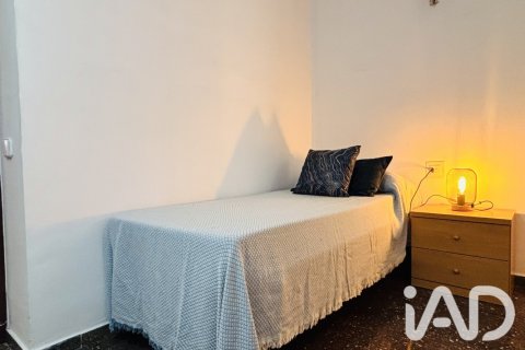 Apartamento de 4 dormitorios en venta en Barcelona, Cataluña, Spain № 9238 - foto 21