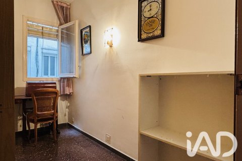 Apartamento de 4 dormitorios en venta en Barcelona, Cataluña, Spain № 9238 - foto 19