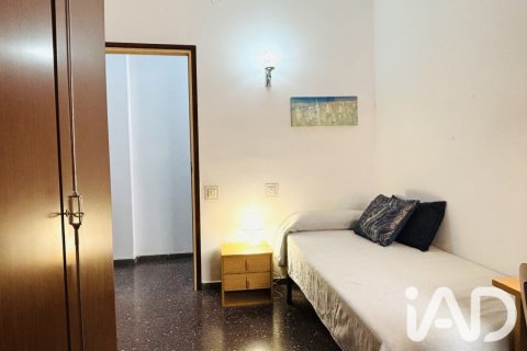 Apartamento de 4 dormitorios en venta en Barcelona, Cataluña, Spain № 9238 - foto 13