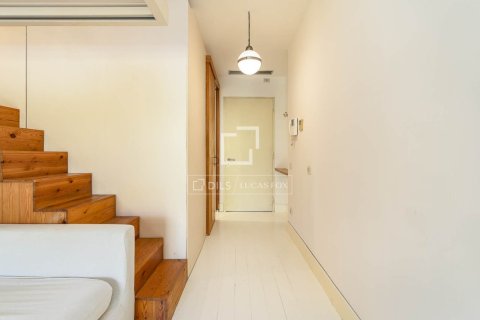 Apartamento de 1 dormitorio en venta en Barcelona, Cataluña, Spain № 9088 - foto 16