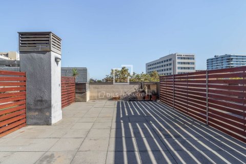 Apartamento de 1 dormitorio en venta en Barcelona, Cataluña, Spain № 9088 - foto 25