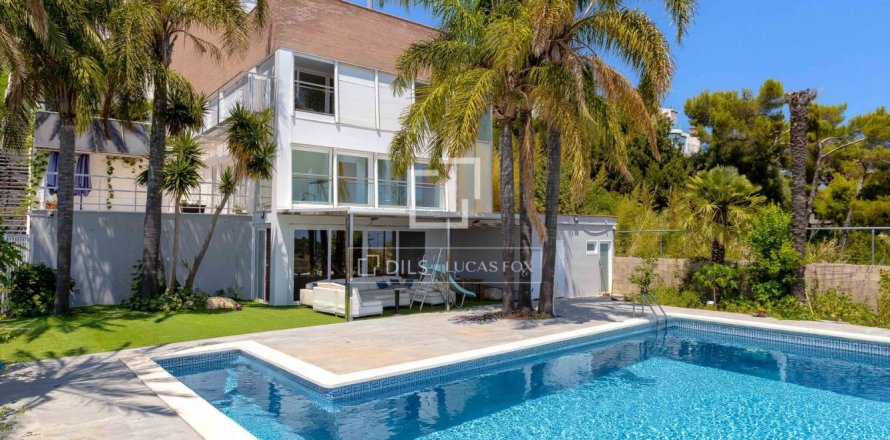 7 bedrooms villa for sale in Tiana, Barcelona, Catalonia, Spain № 9197