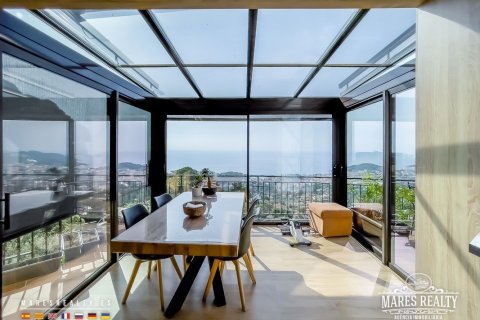 13 bedrooms villa for sale in Lloret de Mar, Girona, Catalonia, Spain № 1305 - photo 2
