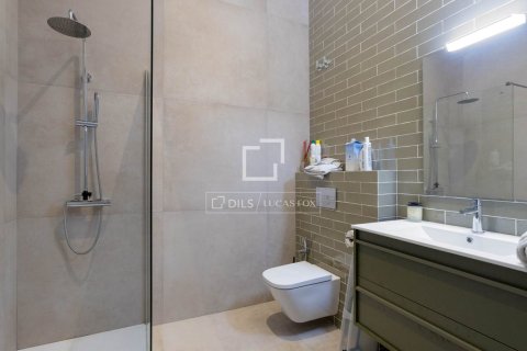 5 bedrooms villa for sale in El Masnou, Barcelona, Catalonia, Spain № 9091 - photo 21