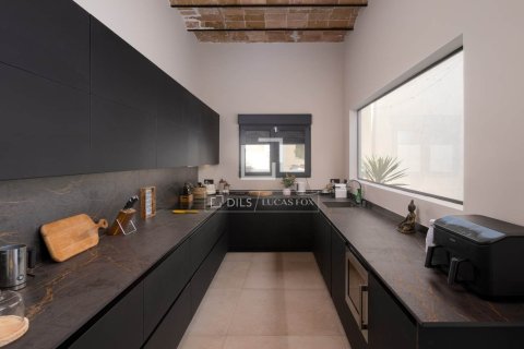 5 bedrooms villa for sale in El Masnou, Barcelona, Catalonia, Spain № 9091 - photo 9