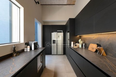 5 bedrooms villa for sale in El Masnou, Barcelona, Catalonia, Spain № 9091 - photo 10