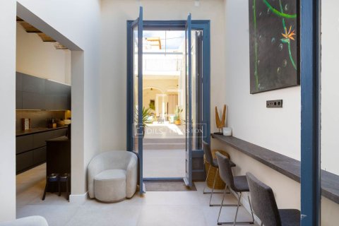 5 bedrooms villa for sale in El Masnou, Barcelona, Catalonia, Spain № 9091 - photo 8