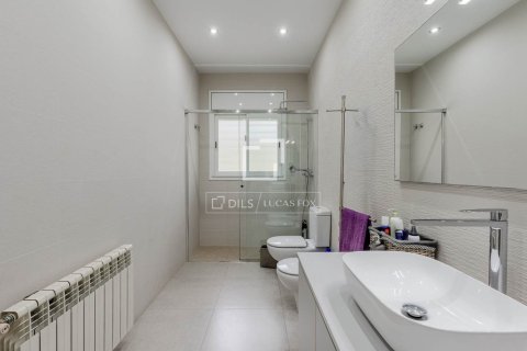 4 bedrooms villa for sale in Teia, Barcelona, Catalonia, Spain № 9202 - photo 24