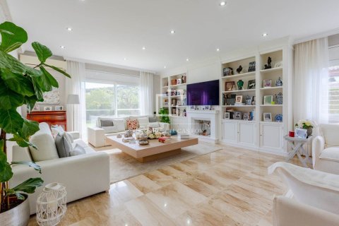 4 bedrooms villa for sale in Teia, Barcelona, Catalonia, Spain № 9202 - photo 5
