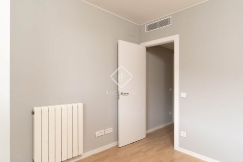 3 bedrooms apartment for sale in Barcelona, Catalonia, Spain № 9200 - photo 20