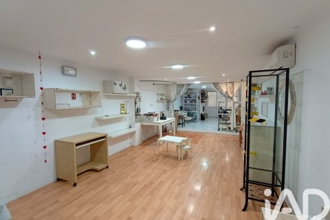 73 sq.m. commercial property for rent in Cunit, Tarragona, Catalonia, Spain № 9242 - photo 8