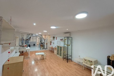 73 sq.m. commercial property for rent in Cunit, Tarragona, Catalonia, Spain № 9242 - photo 10