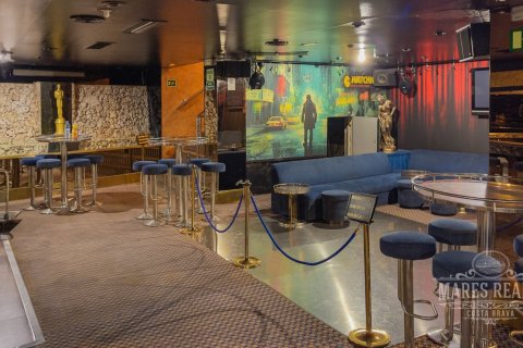 Propiedad comercial de 1100 m² en venta en Lloret de Mar, Gerona, Cataluña, Spain № 968 - foto 17