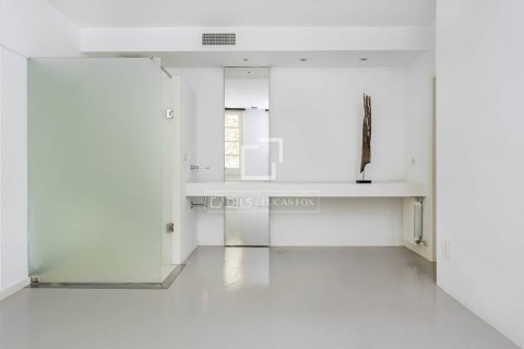 1 bedroom apartment for sale in Barcelona, Catalonia, Spain № 9210 - photo 19