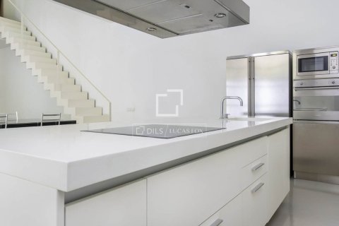 1 bedroom apartment for sale in Barcelona, Catalonia, Spain № 9210 - photo 8