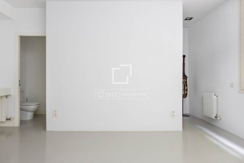 1 bedroom apartment for sale in Barcelona, Catalonia, Spain № 9210 - photo 18