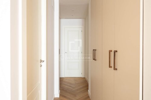 3 bedrooms apartment for sale in Barcelona, Catalonia, Spain № 9095 - photo 15