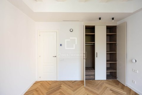3 bedrooms apartment for sale in Barcelona, Catalonia, Spain № 9095 - photo 25