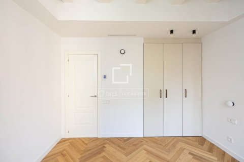 3 bedrooms apartment for sale in Barcelona, Catalonia, Spain № 9095 - photo 24