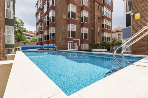 Apartamento de 4 dormitorios en alquiler en Barcelona, Cataluña, Spain № 9229 - foto 29