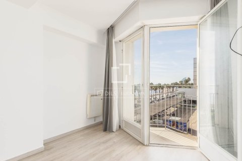 3 bedrooms apartment for sale in Barcelona, Catalonia, Spain № 9263 - photo 18