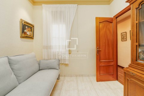 Apartamento de 3 dormitorios en venta en Barcelona, Cataluña, Spain № 9217 - foto 19