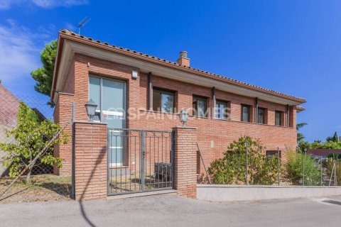 8 bedrooms villa for sale in Mataro, Barcelona, Catalonia, Spain № 9236