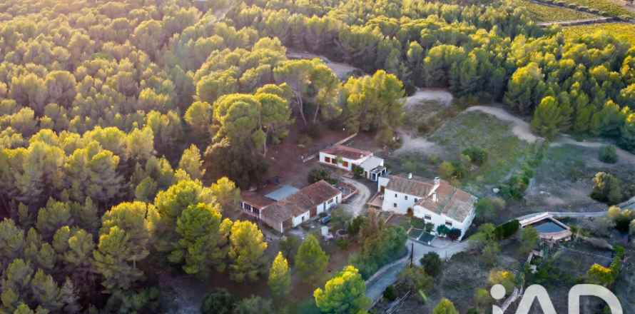 9 bedrooms house for sale in Sant Pere de Ribes, Barcelona, Catalonia, Spain № 9129