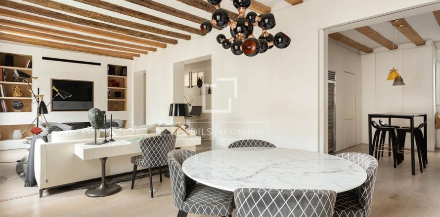 2 bedrooms apartment for sale in Barcelona, Catalonia, Spain № 9205