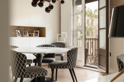 2 bedrooms apartment for sale in Barcelona, Catalonia, Spain № 9205 - photo 12