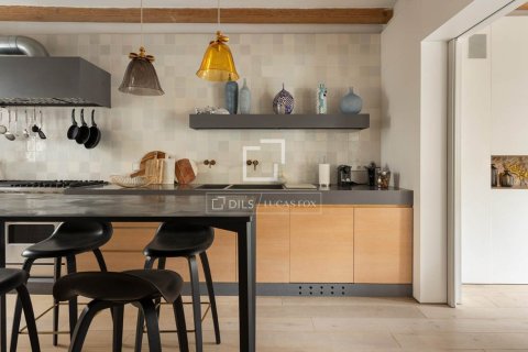 2 bedrooms apartment for sale in Barcelona, Catalonia, Spain № 9205 - photo 18