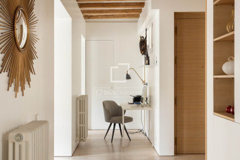 2 bedrooms apartment for sale in Barcelona, Catalonia, Spain № 9205 - photo 24
