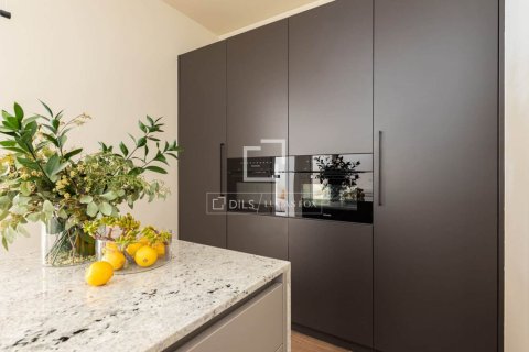 Apartamento de 4 dormitorios en venta en Barcelona, Cataluña, Spain № 9206 - foto 8