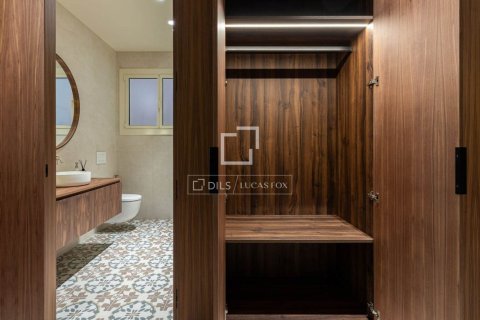 Apartamento de 4 dormitorios en venta en Barcelona, Cataluña, Spain № 9206 - foto 14
