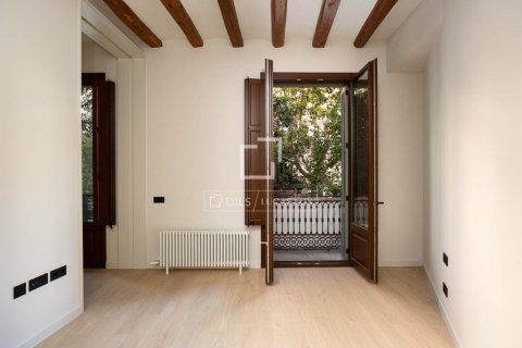 2 bedrooms apartment for sale in Barcelona, Catalonia, Spain № 9164 - photo 7