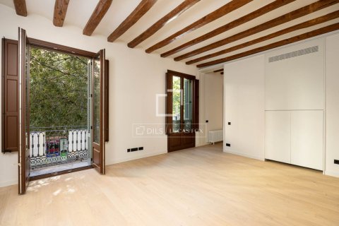 2 bedrooms apartment for sale in Barcelona, Catalonia, Spain № 9164