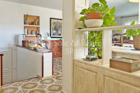 4 bedrooms house for sale in Lloret de Mar, Girona, Catalonia, Spain № 6702 - photo 5