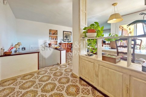 4 bedrooms house for sale in Lloret de Mar, Girona, Catalonia, Spain № 6702 - photo 6