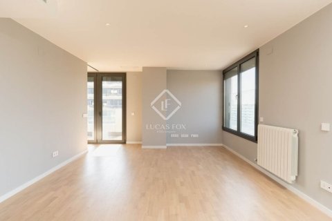 Apartamento de 3 dormitorios en venta en Barcelona, Cataluña, Spain № 9224 - foto 5
