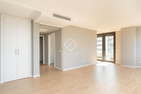 Apartamento de 3 dormitorios en venta en Barcelona, Cataluña, Spain № 9224 - foto 6