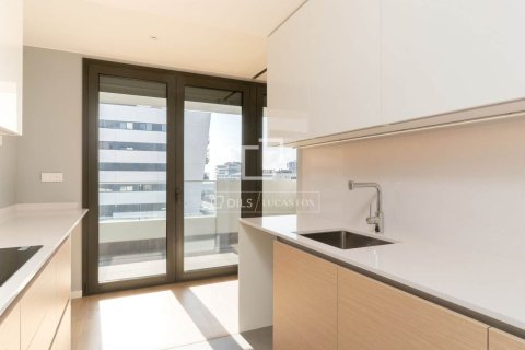 Apartamento de 3 dormitorios en venta en Barcelona, Cataluña, Spain № 9224 - foto 11