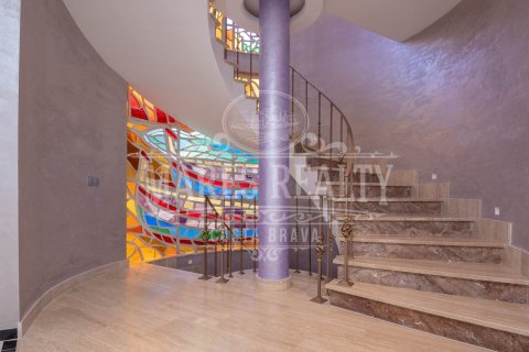 6 bedrooms villa for sale in Lloret de Mar, Girona, Catalonia, Spain № 988 - photo 2