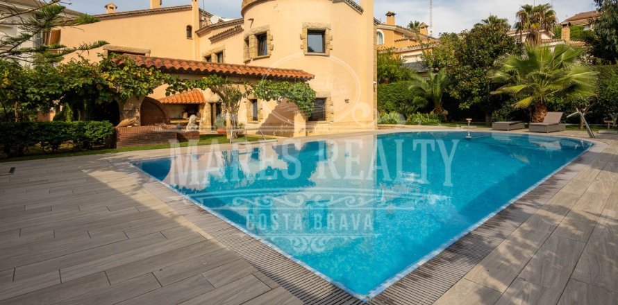 6 chambres villa à vendre à Lloret de Mar, Girona, Catalonia, Spain № 988