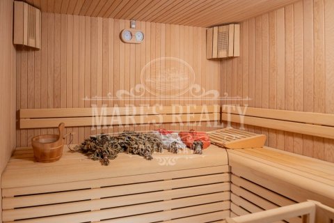 6 bedrooms villa for sale in Lloret de Mar, Girona, Catalonia, Spain № 988 - photo 9