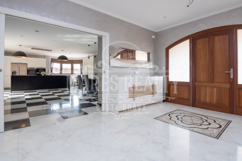 6 bedrooms villa for sale in Lloret de Mar, Girona, Catalonia, Spain № 988 - photo 4