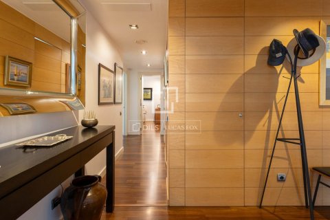 Купить квартиру в Барселона, Испания с 3 спальни, 130м², № 9116 - фото 23