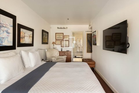 Купить квартиру в Барселона, Испания с 3 спальни, 130м², № 9116 - фото 28
